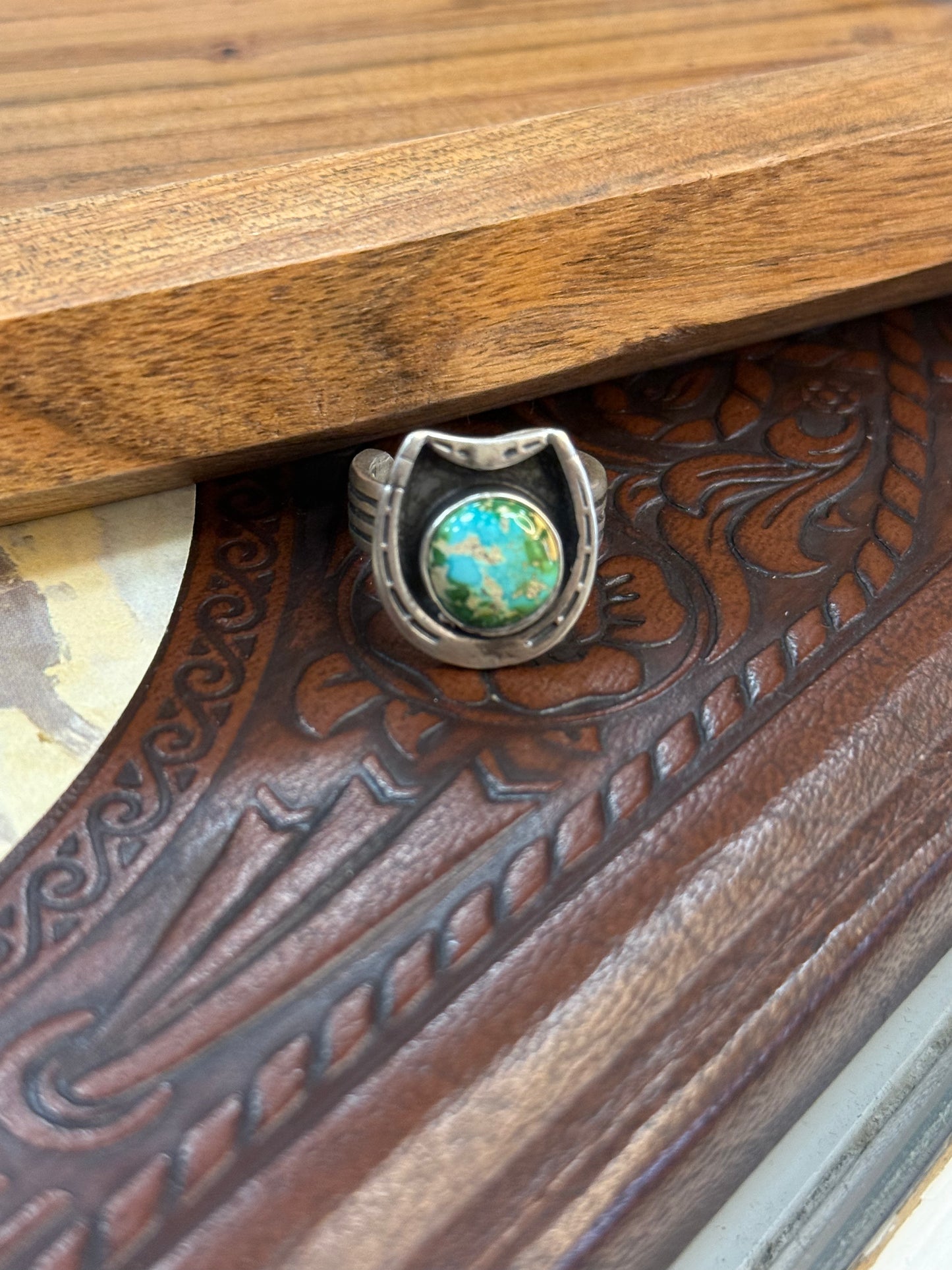 Horseshoe Adjustable Ring