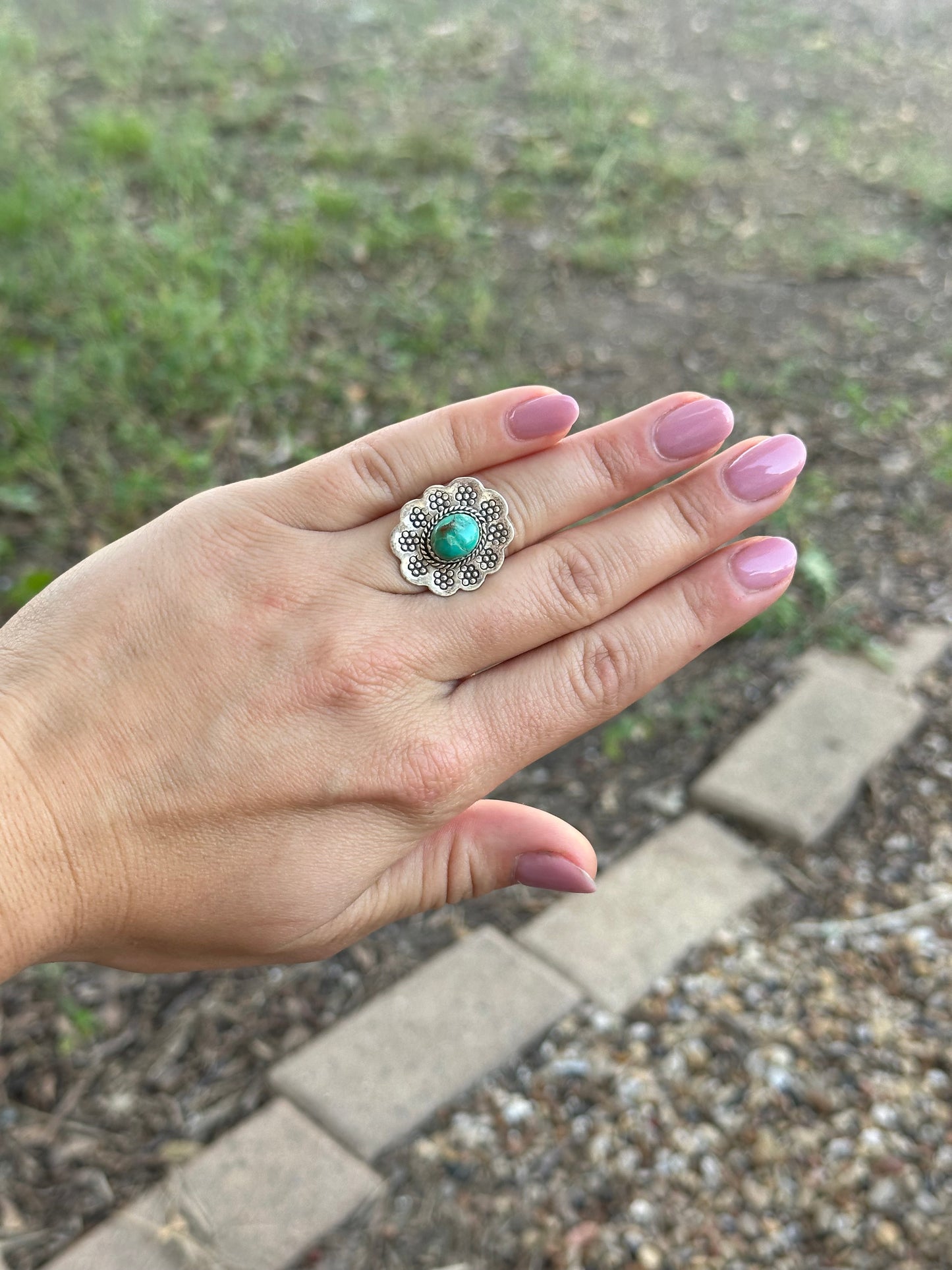 Kingman Turquoise Flower Ring