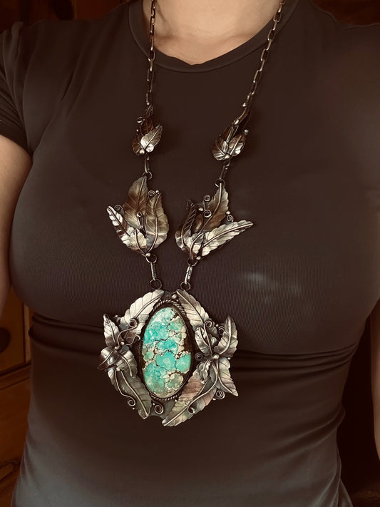 The “Perfect” Statement Necklace