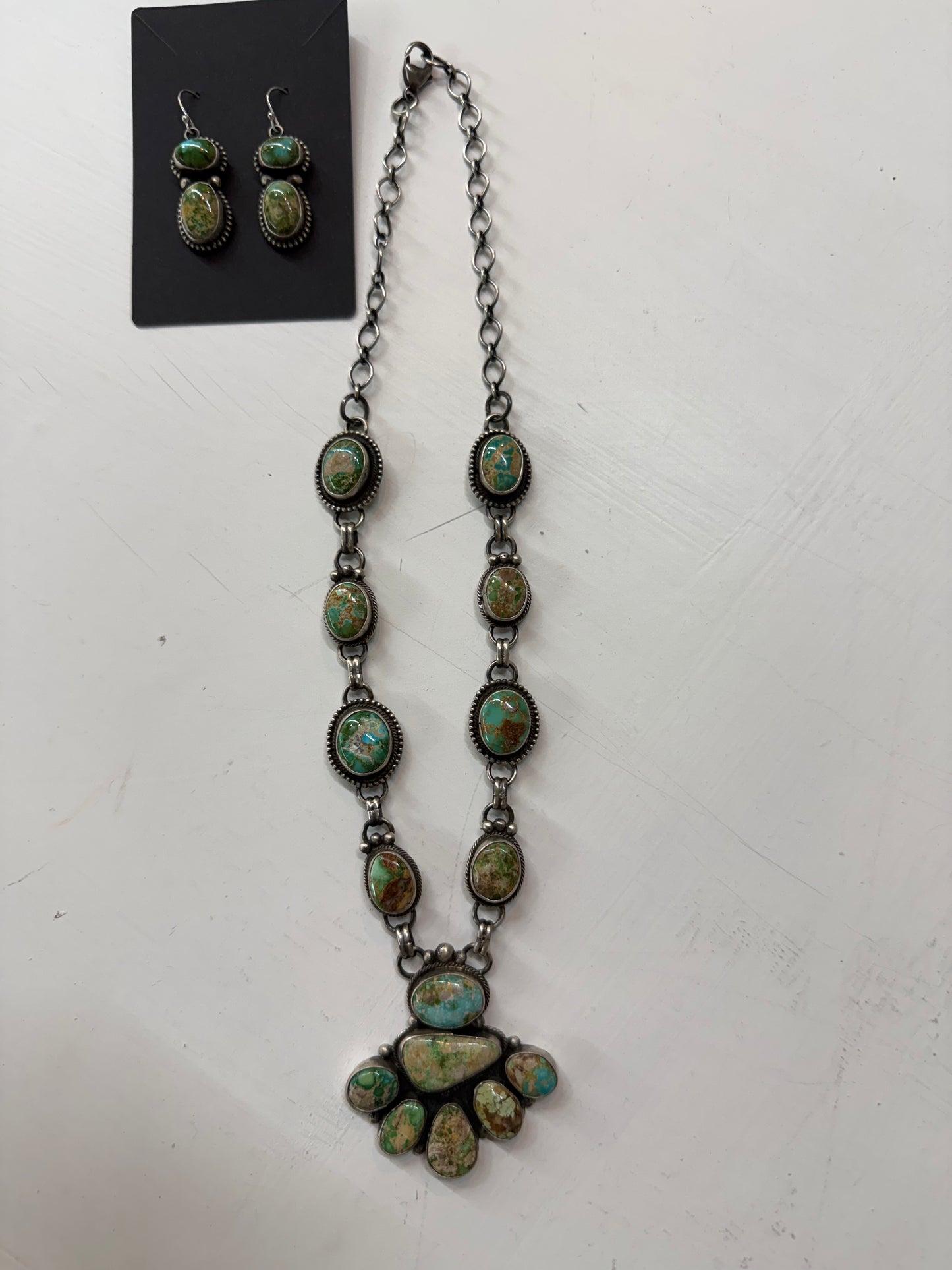 Regal Royston Necklace & Earrings Set